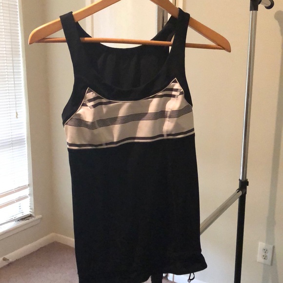 lululemon athletica Tops - Black lululemon tank size 8